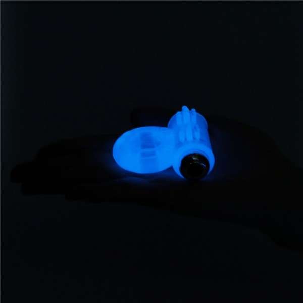 LUMINO PLAY VIBRATING PENIS RING | | €5.96 | mojsexshop.sk